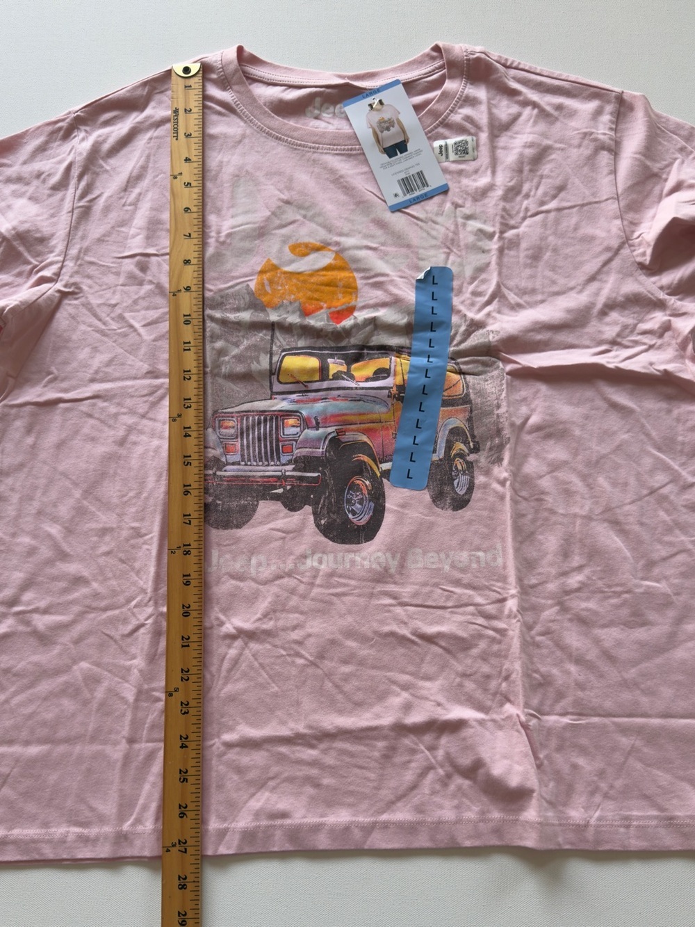 NWT Women's Official Pink Graphic Jeep Tee with Sunset Motif Size L (C1)